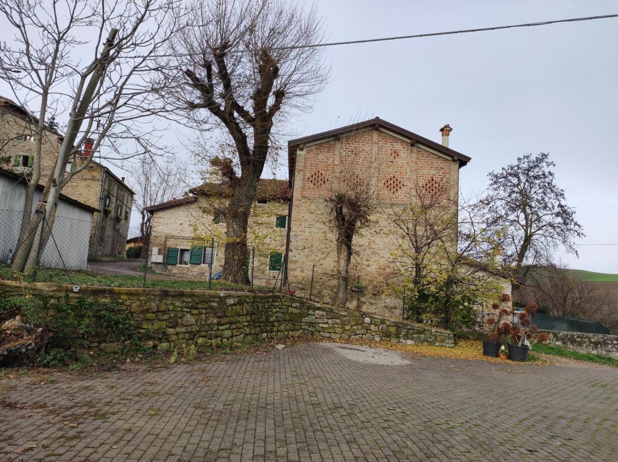 La Corte Dei Celti San Benedetto Del Querceto Exterior photo